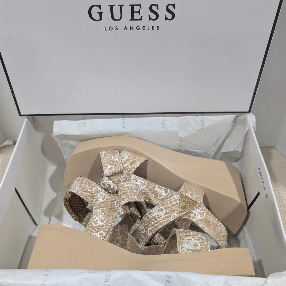 Guess Daysa Quattro G Strappy EVA Wedge Sandals Light Natural 8M NIB